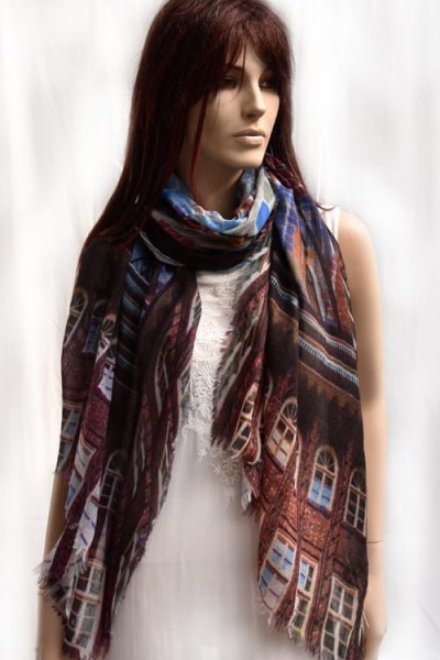 Wollen sjaal of stola, windows, architectuur