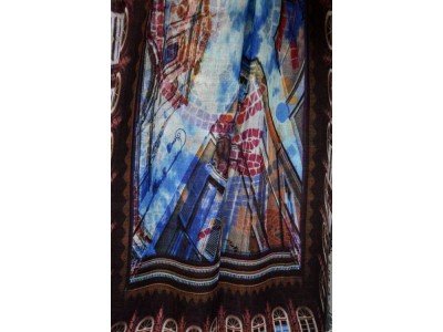 Wollen sjaal of stola, windows, architectuur